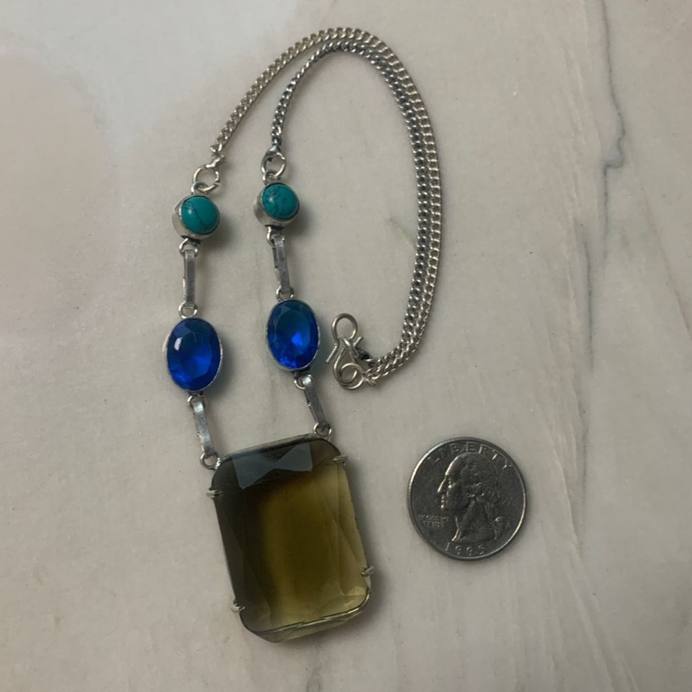 2318 Chic Silver Necklace with Blue and Green Stones - Picture 2 of 6